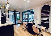 established beauty salon prime - 1
