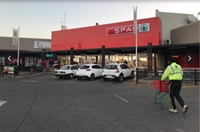 well established spar tops - 1