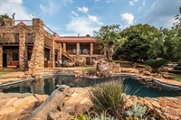 exclusive mountain view lodge - 2
