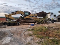 established logistics plant hire - 1