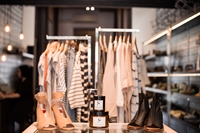 established lifestyle boutique with - 1