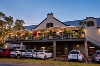 landmark bar restaurant bryanston - 2