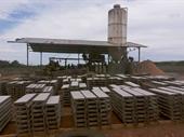established concrete wall palisade